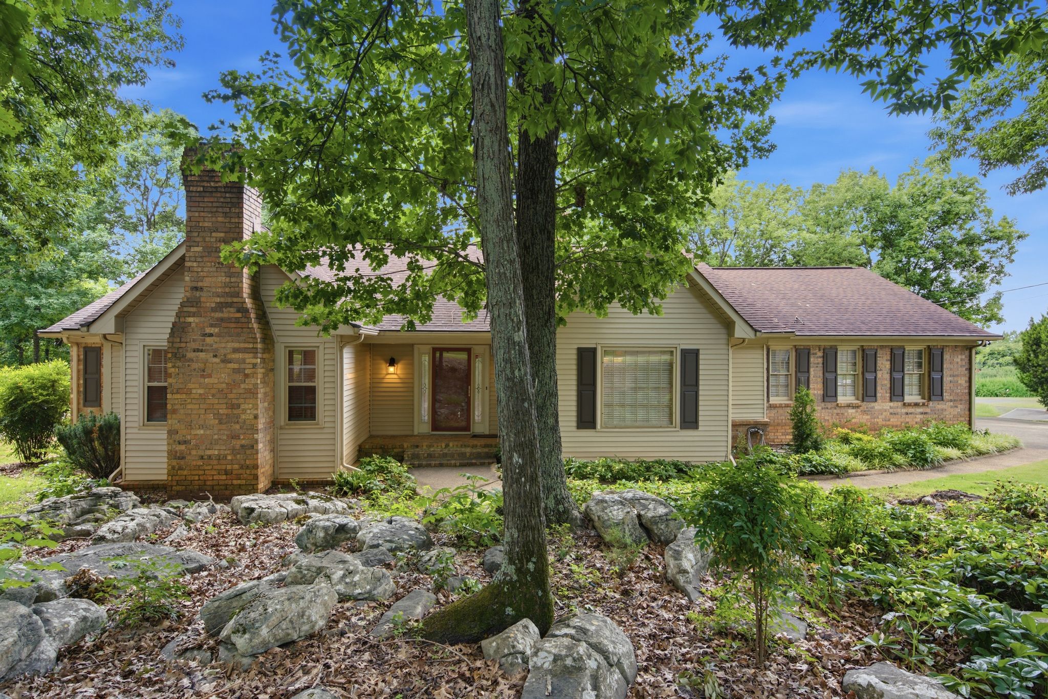 815 Baylor Drive Southeast