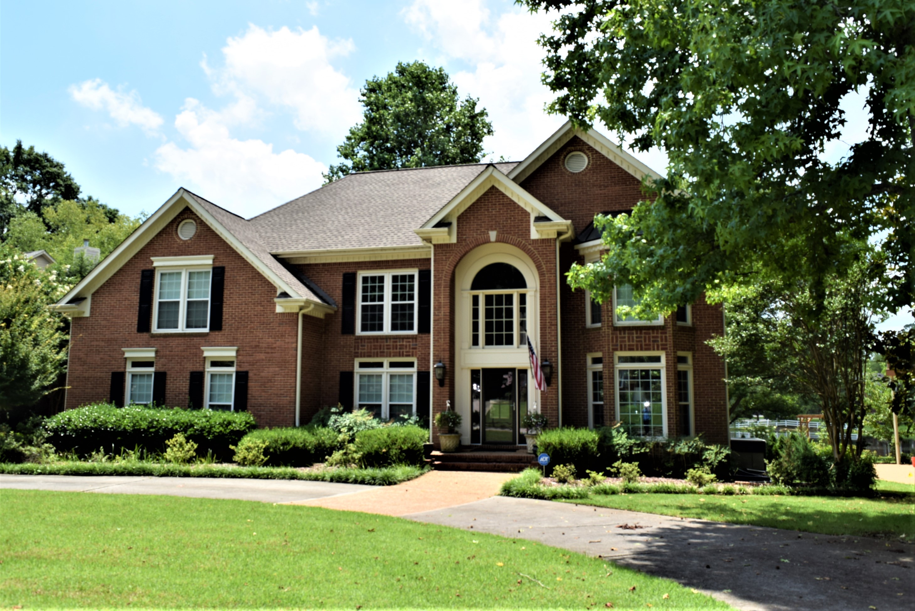 2916 Madrey Lane Southeast